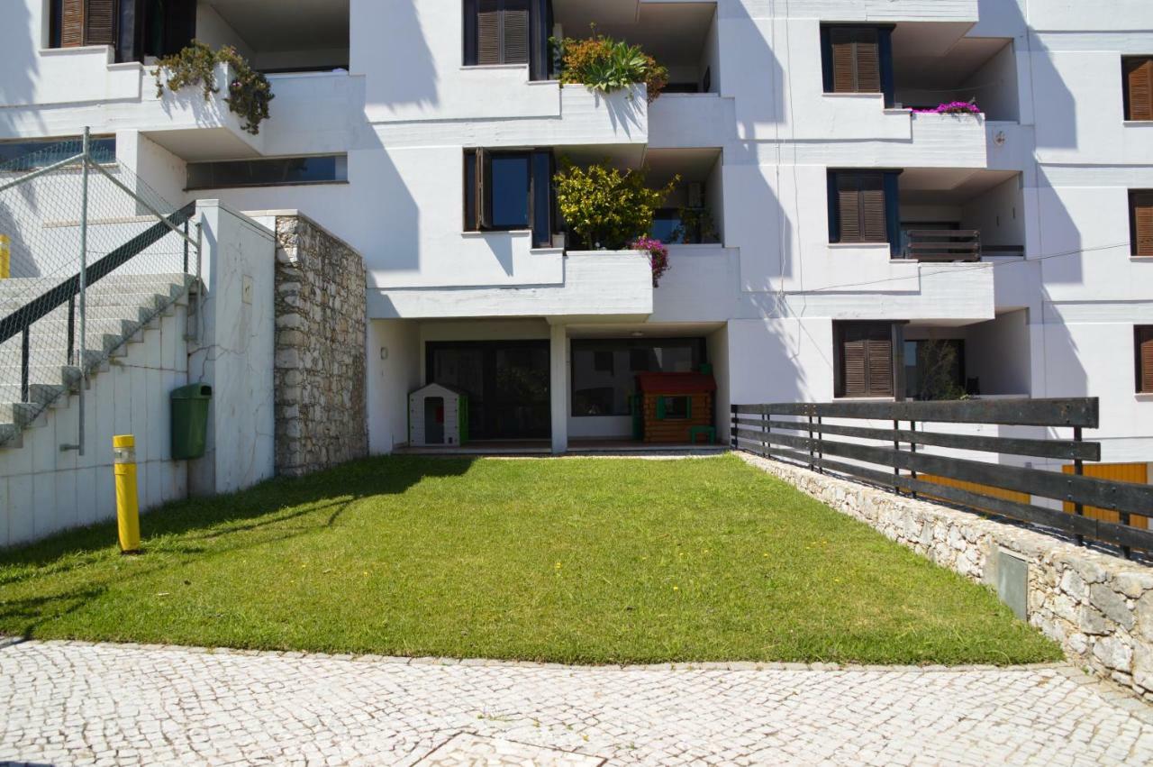 Amazing Beach & Pool Apartment With Garden Sesimbra Exterior foto